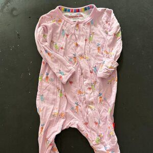 Magnetic me newborn outfit